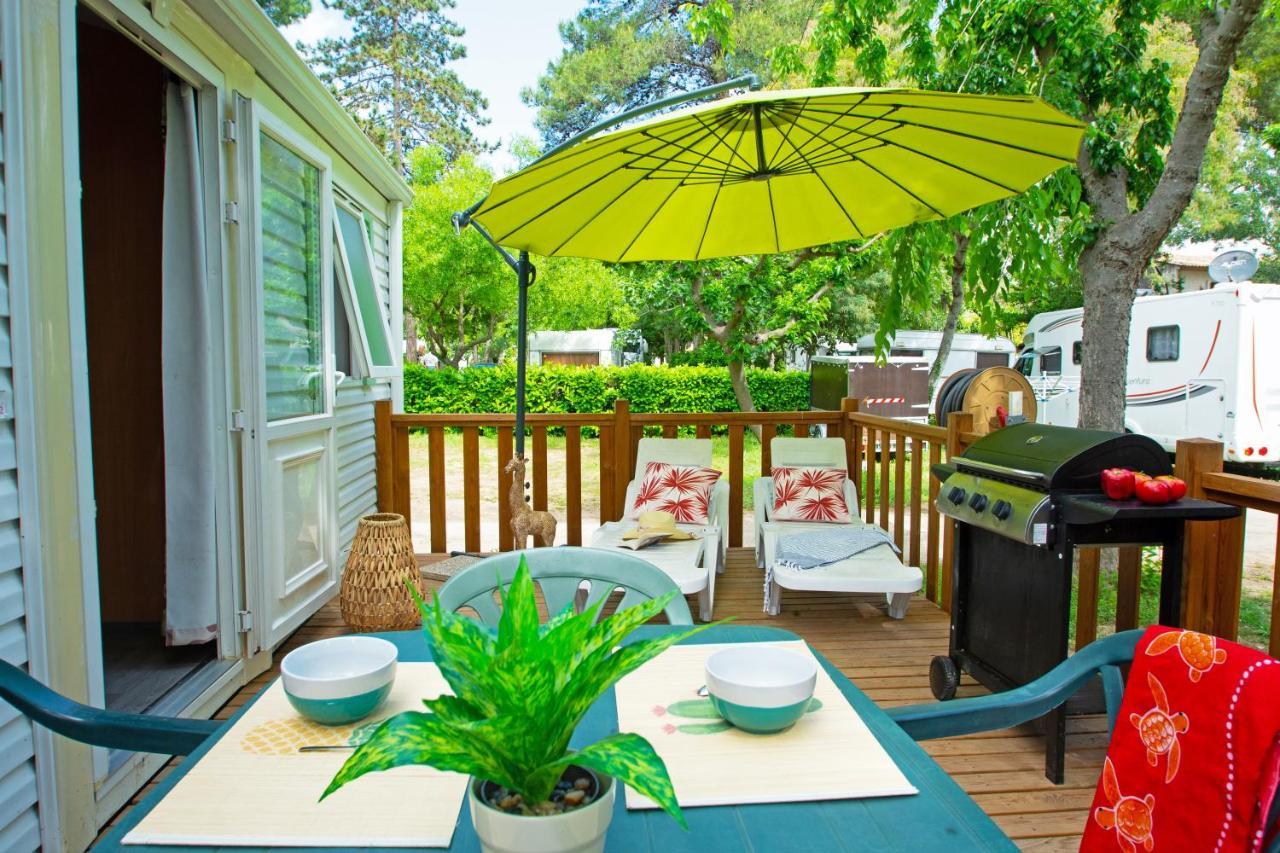Camping Les Mimosas Hotel Pégomas Esterno foto